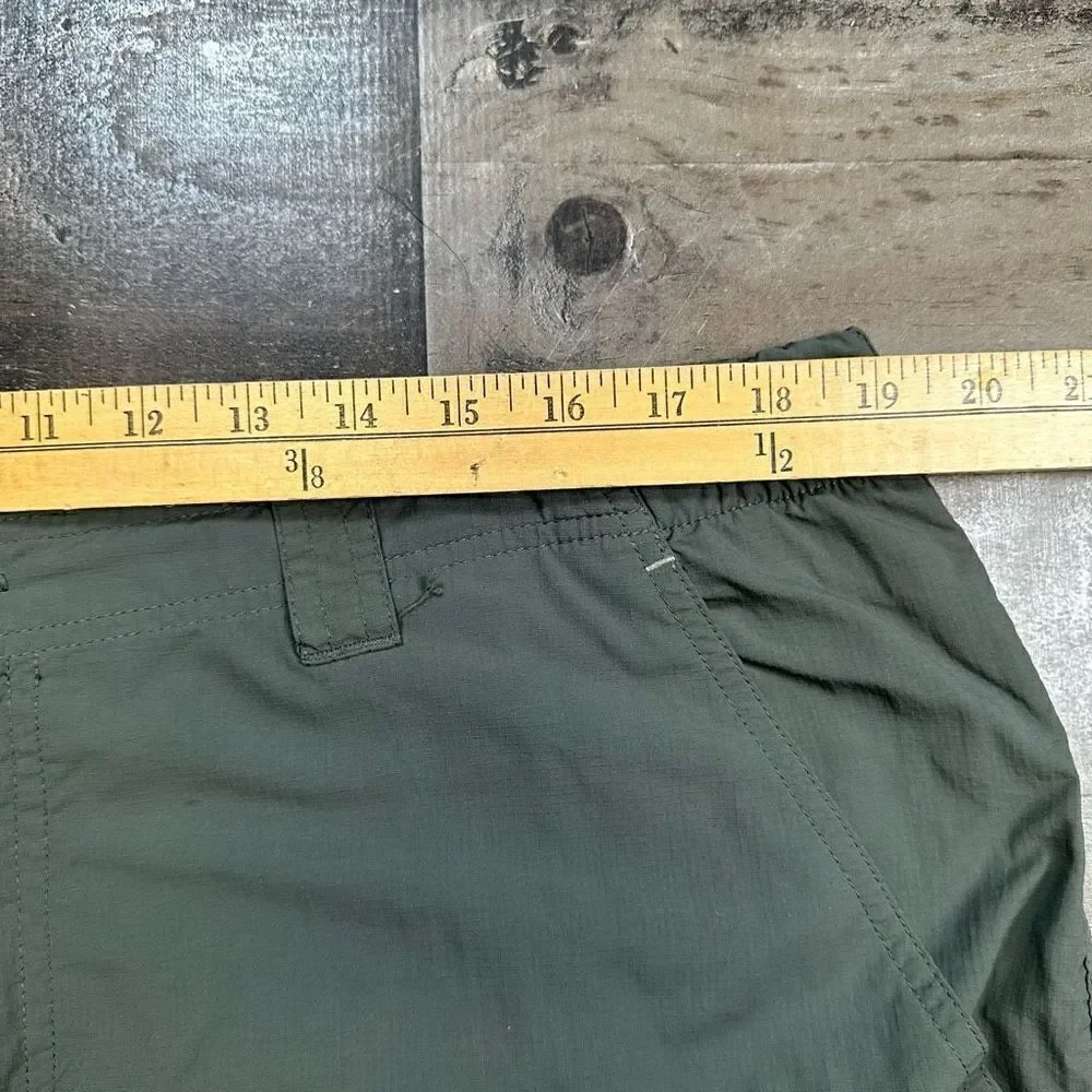 Columbia Men’s Size 36 Cargo Shorts Olive Green 10 Inch Inseam Sun Protection